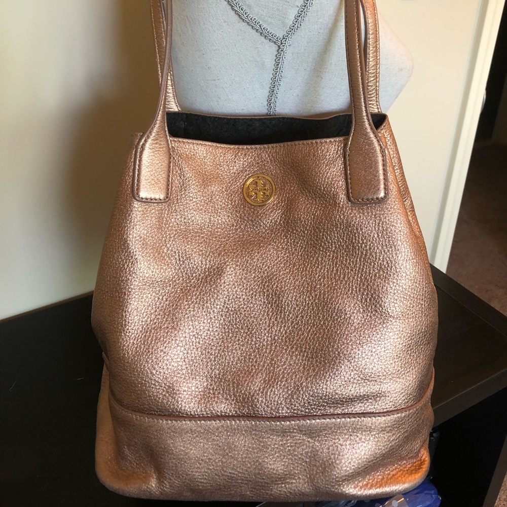 Tory Burch Small Michelle Tote- Color-Royal Salmon